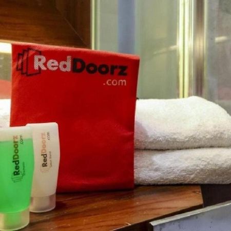 Reddoorz @ Surapati Hotel Bandung Exterior photo