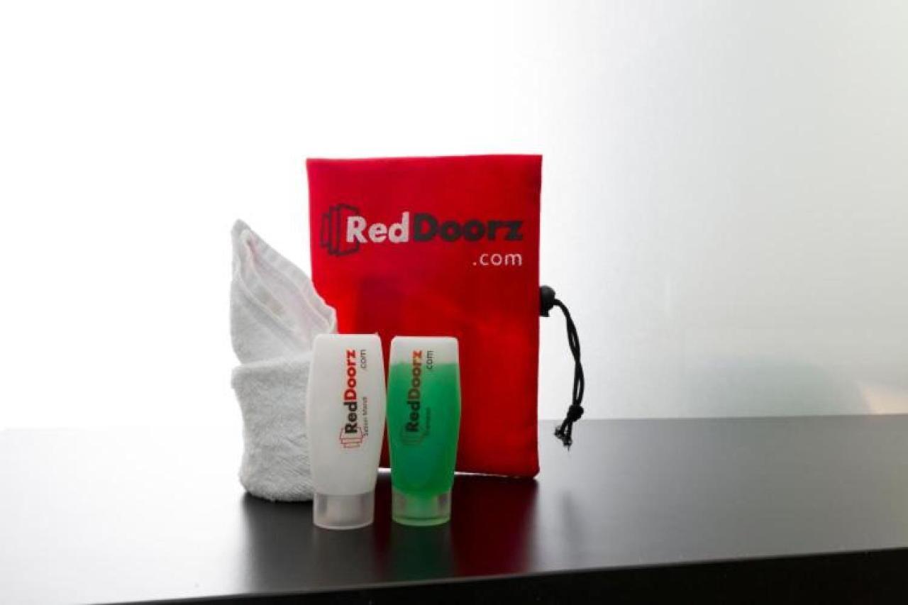 Reddoorz @ Surapati Hotel Bandung Exterior photo